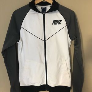NIKE sweater
